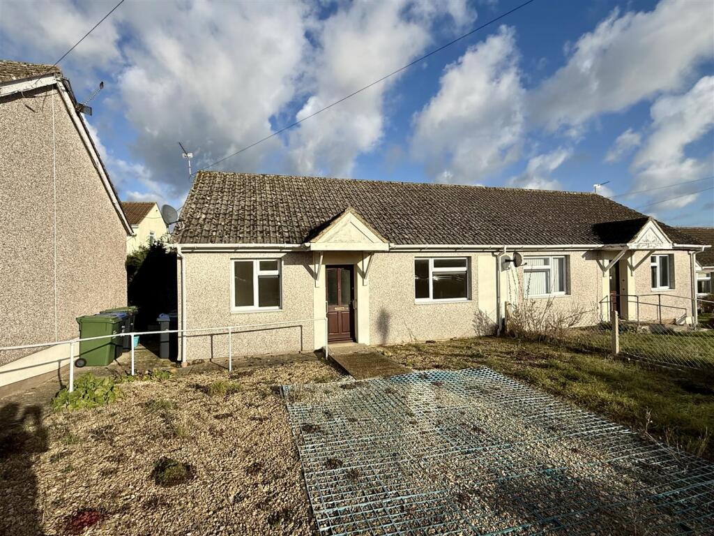 Main image of property: Parklands, Malmesbury