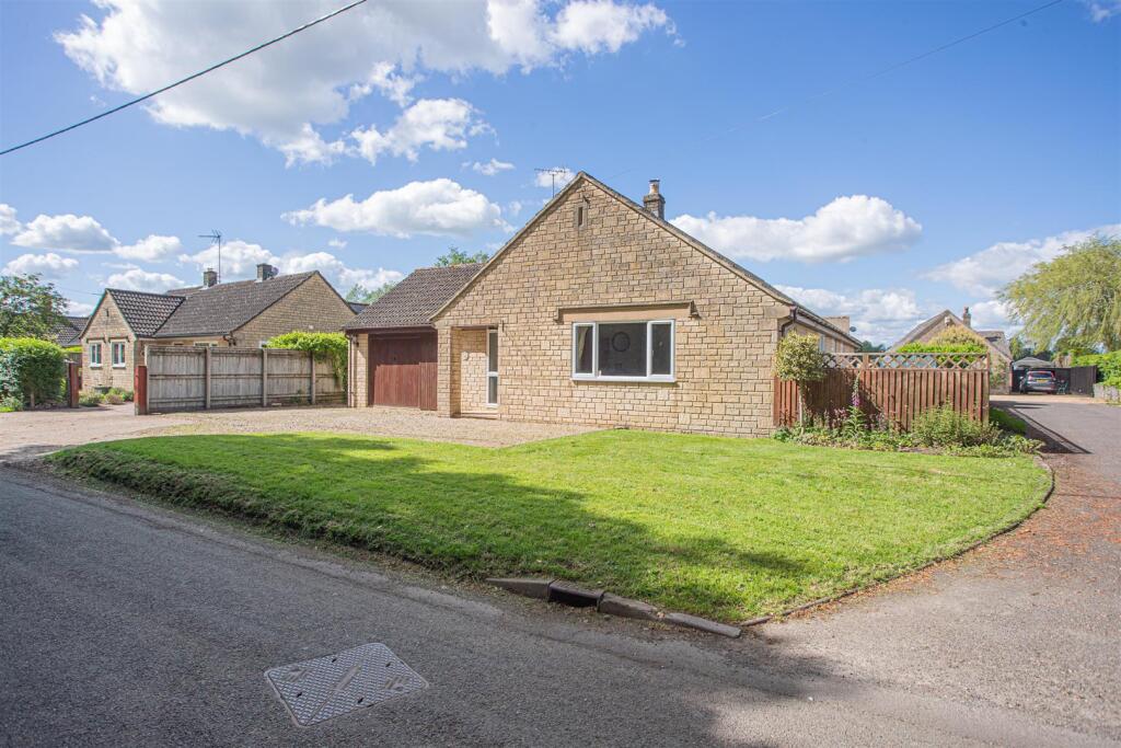 Main image of property: Milbourne, Malmesbury