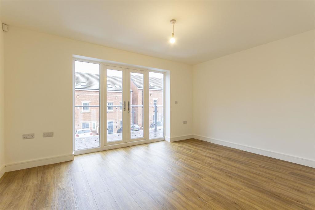 4 bedroom house for sale in Newbold Road, Chesterfield, S41