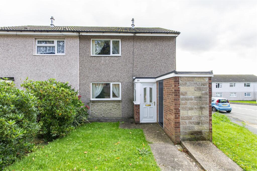 Main image of property: Harehill Road, Grangewood, Chesterfield