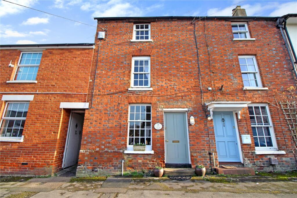 3 bedroom terraced house for sale in High Street, Lambourn, Hungerford
