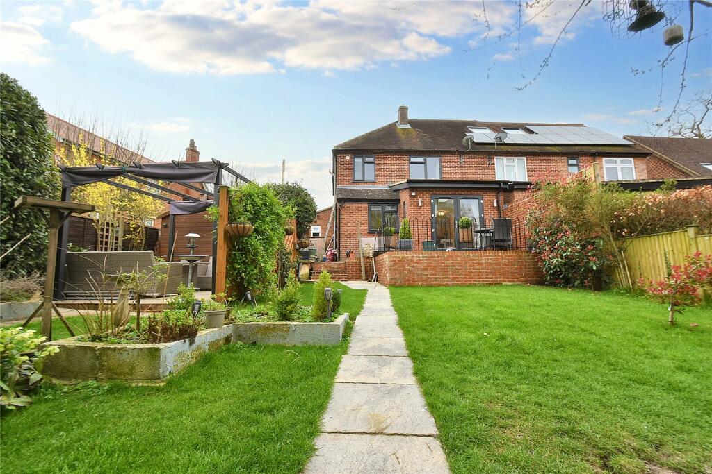 3 bedroom semidetached house for sale in Ashmore Green Road, Ashmore