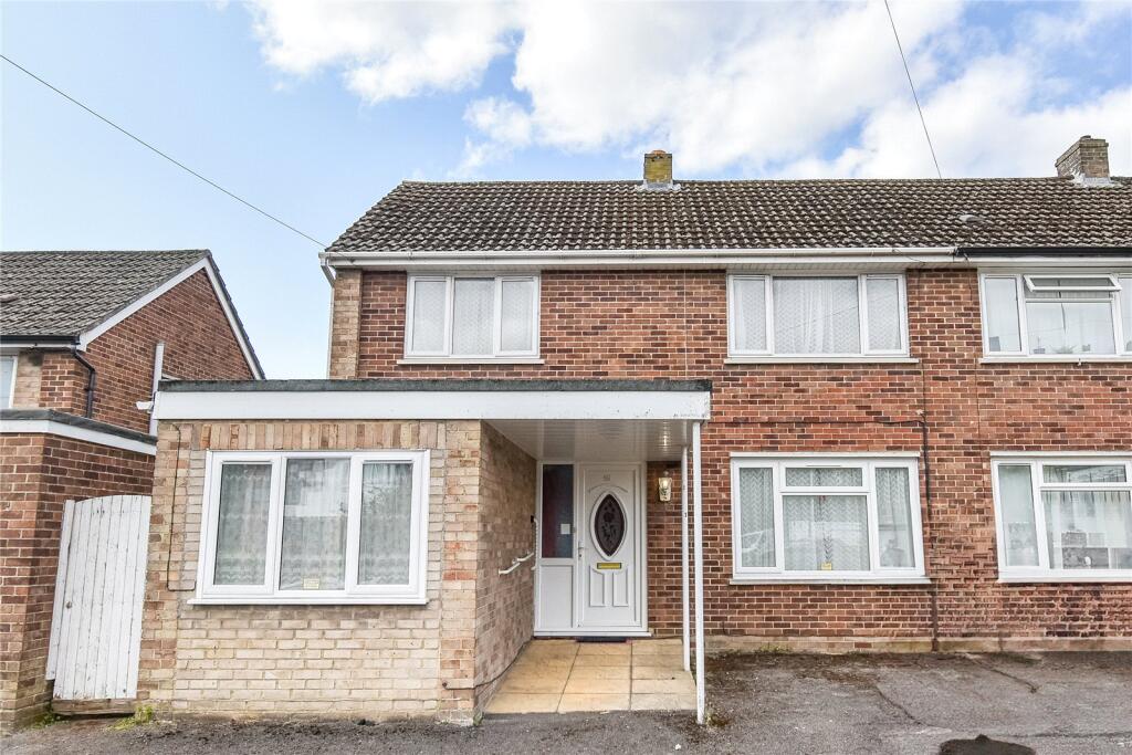 Main image of property: Turnpike Road, Newbury, Berkshire, RG14