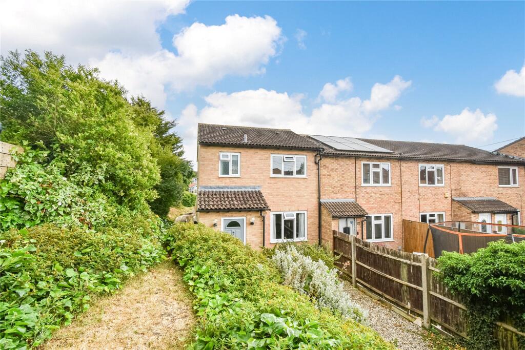 Main image of property: Derwent Road, Thatcham, Berkshire, RG19