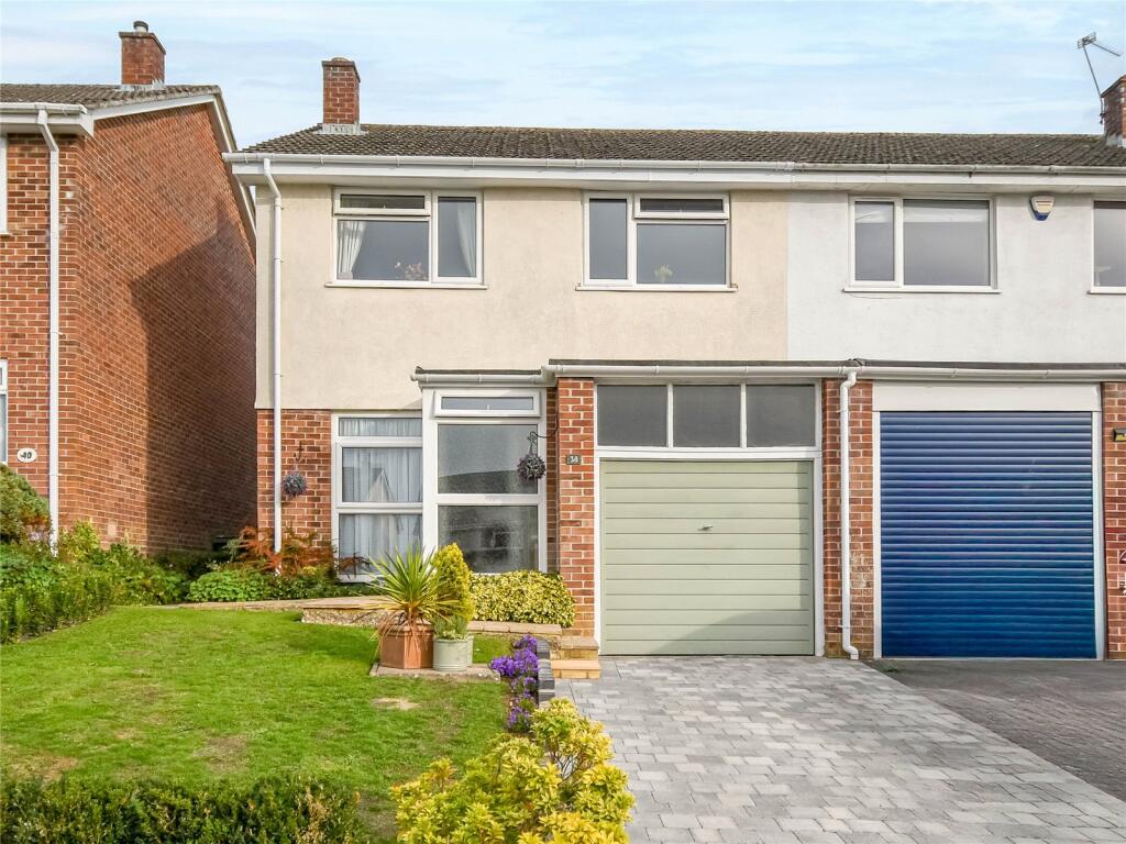 Main image of property: Sycamore Rise, Newbury, Berkshire, RG14