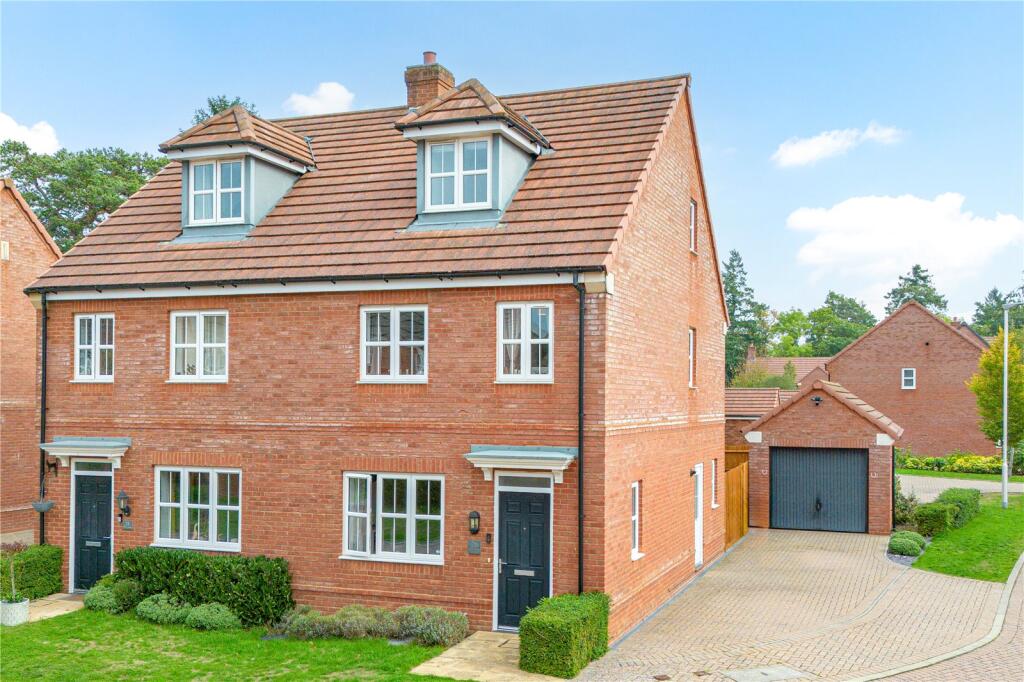 Main image of property: Greenacre Place, Newbury, Berkshire, RG14