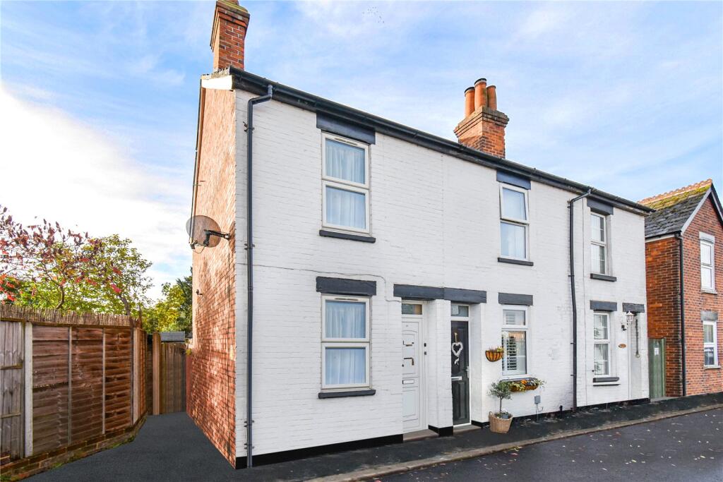 Main image of property: Railway Road, Newbury, Berkshire, RG14