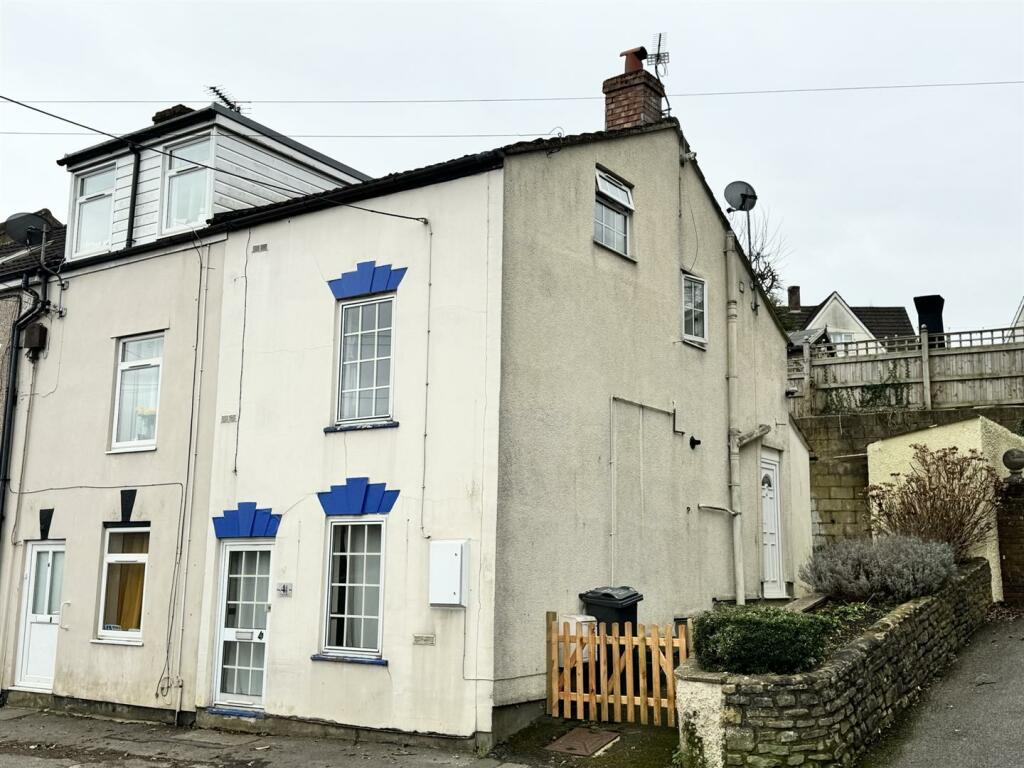 1 bedroom character property for sale in Uley Road, Dursley, GL11
