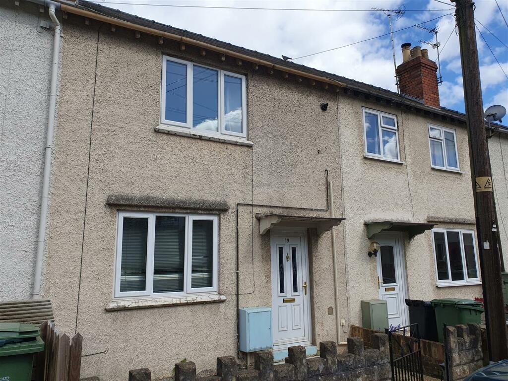 2 bedroom character property for sale in Garden Suburb, Dursley, GL11