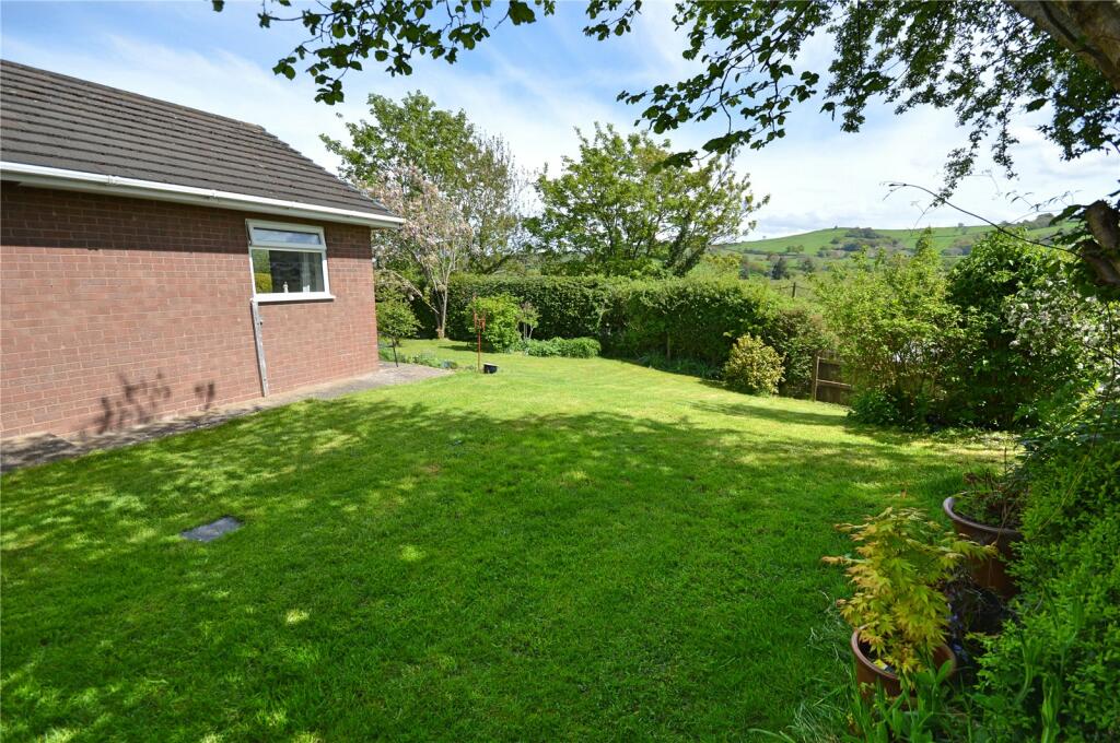 3 bedroom bungalow for sale in Dingle Drive, Canal Road, Newtown, Powys