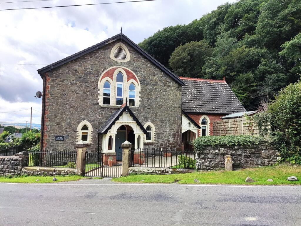 Main image of property: Bwlch-y-Ffridd, Newtown, Powys, SY16