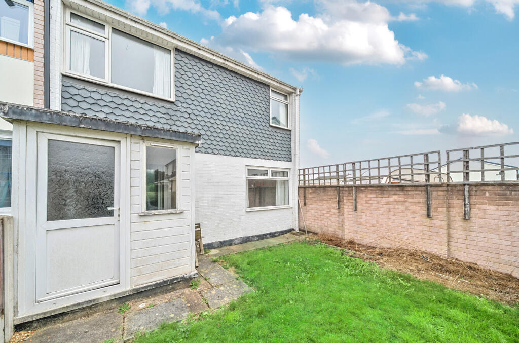 3 bedroom terraced house