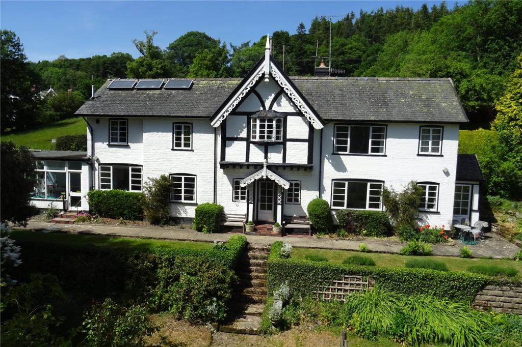 3 bedroom detached house for sale in Kerry, Newtown, Powys, SY16