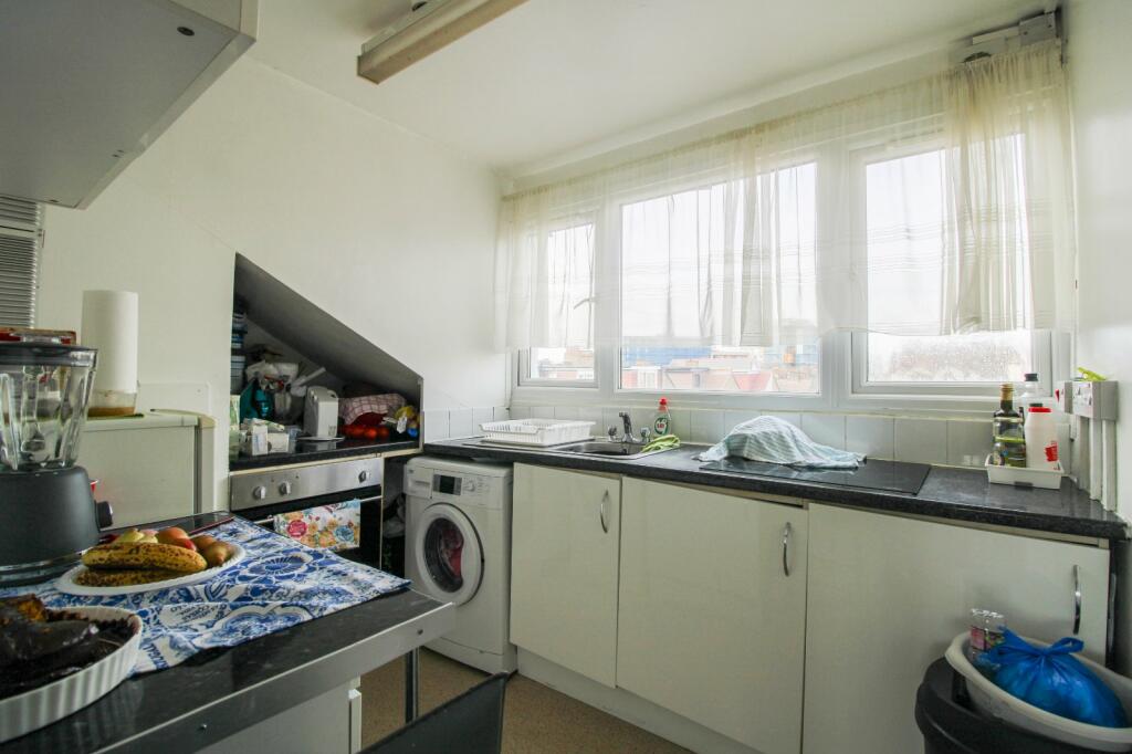 Additional property image - St. James's Road, Croydon, CR0