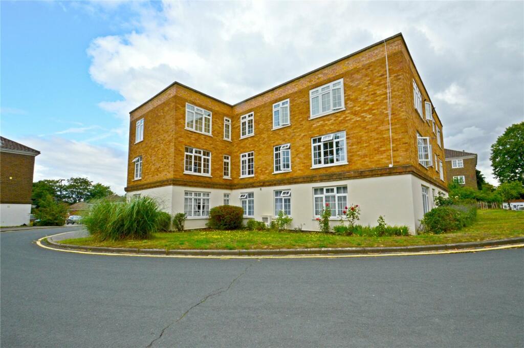 2 bedroom apartment for sale in Paul Gardens, Croydon, CR0