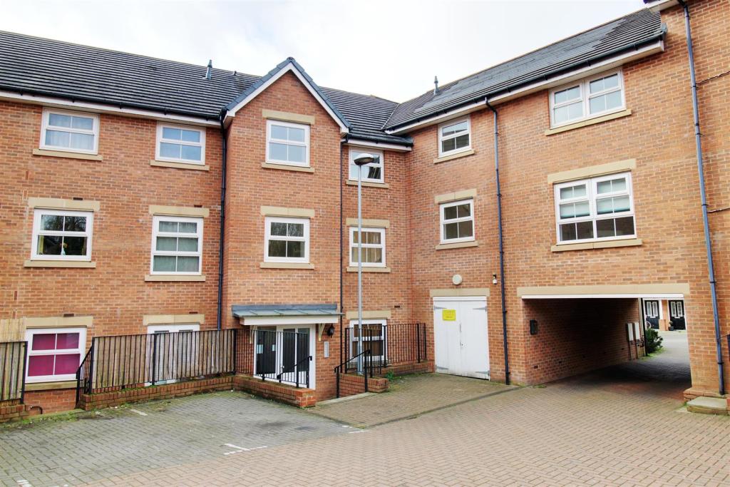 2 bedroom apartment for sale in SHARED OWNERSHIP Crouch Gardens