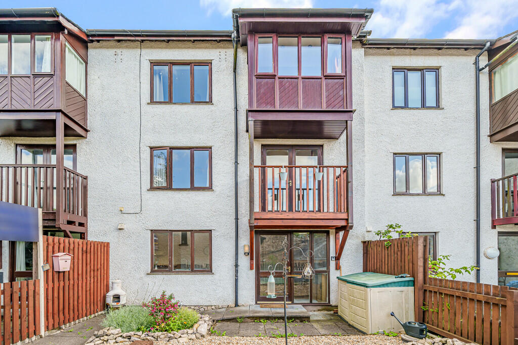 3 bedroom town house for sale in 3 Kirkbarrow Lane, Kendal, LA9 5DF , LA9