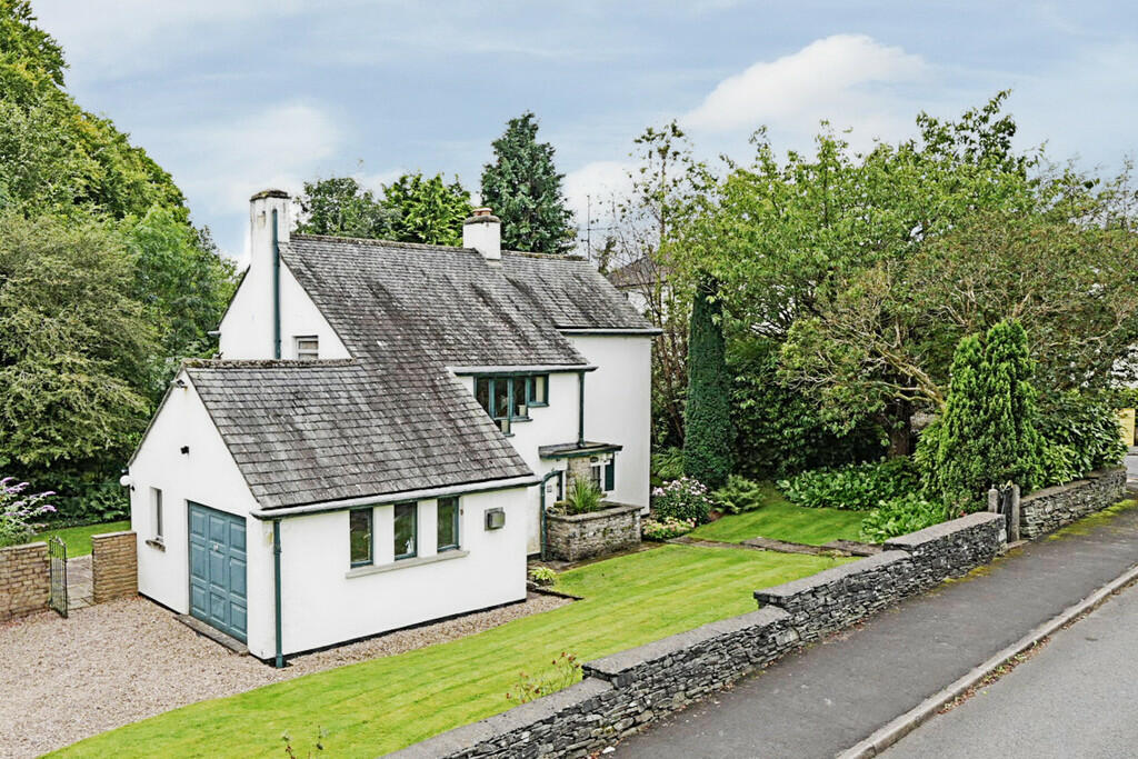 Main image of property: 6 Hawesmead Avenue, Kendal, LA9 5HB 