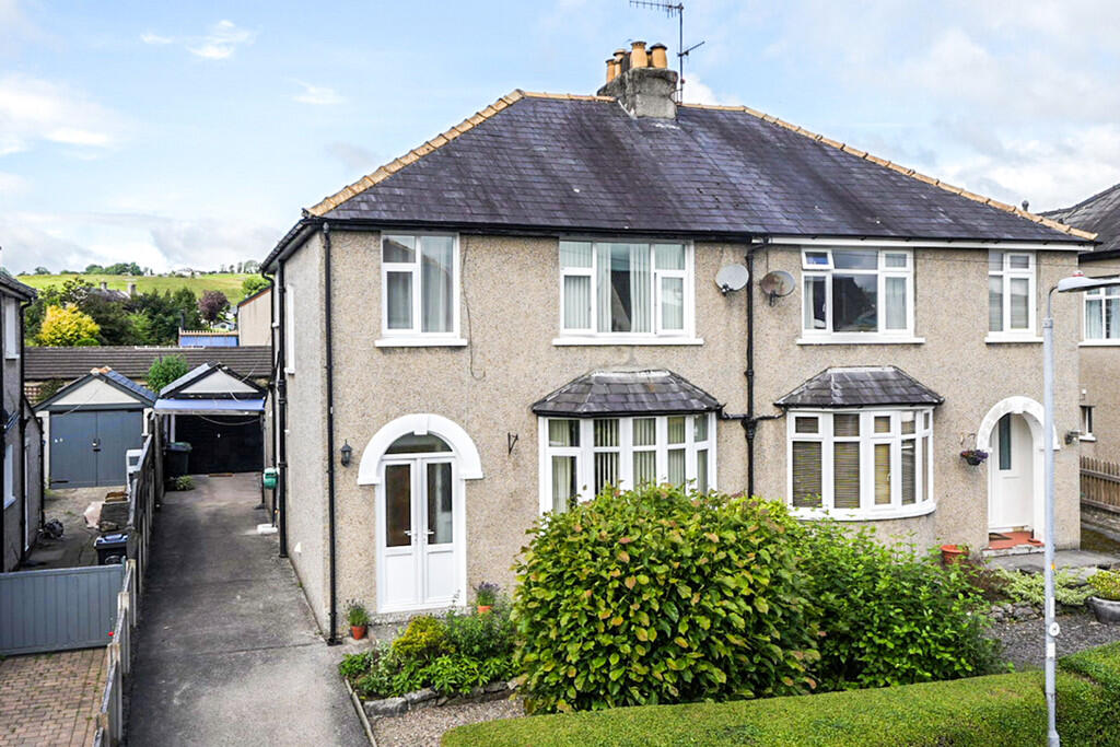 Main image of property: 9 Hartside Road, Kendal, Cumbria, LA9 5HS
