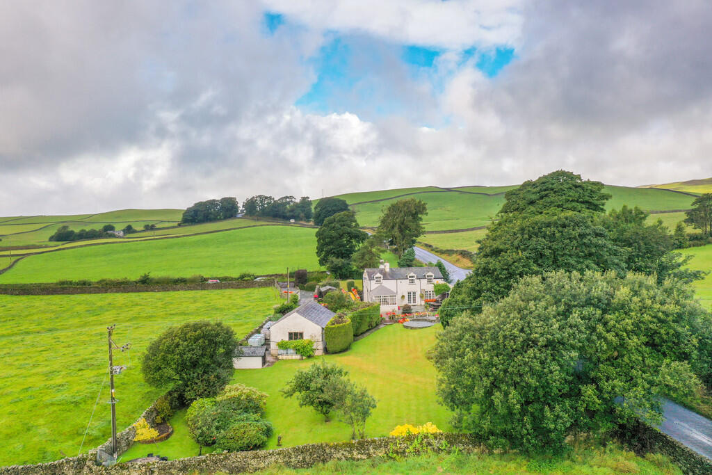 Main image of property: Gynn Cottage, New Hutton, LA8 0AR