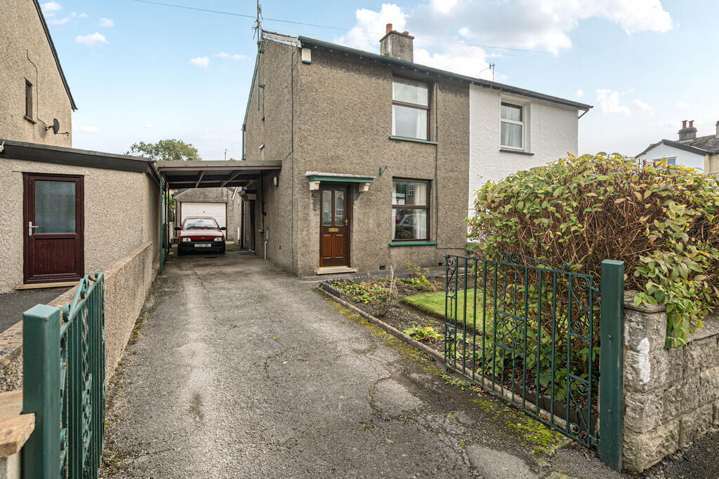 Main image of property: 64 Natland Road, Kendal, Cumbria, LA9 7LT