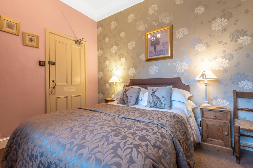 12 bedroom hotel for sale in Fir Trees Guest House, Lake Road