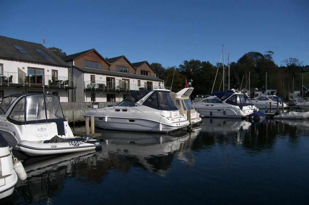 2 bedroom apartment for sale in 32 Windward Way, Windermere Marina