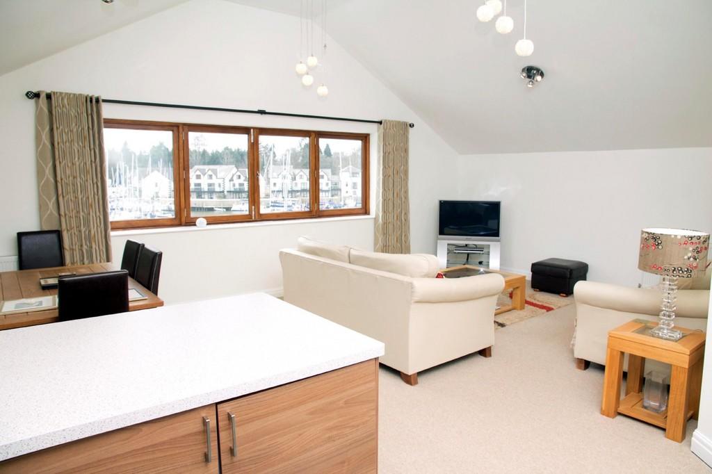 2 bedroom apartment for sale in 32 Windward Way, Windermere Marina