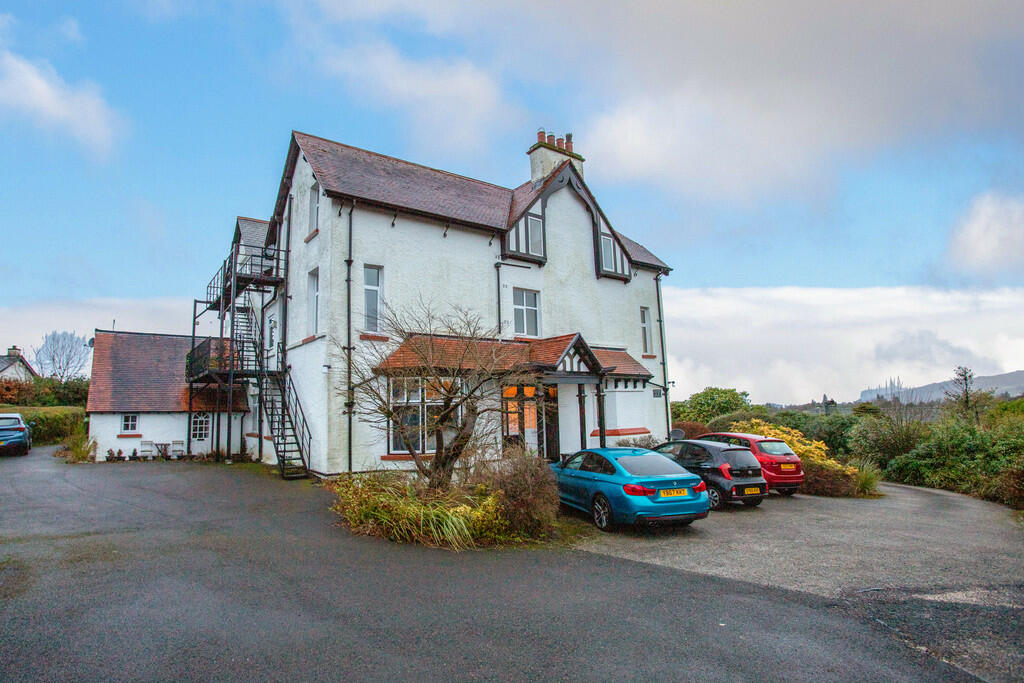 2 bedroom apartment for sale in Flat 1, Rotherwood, Thornbarrow Road