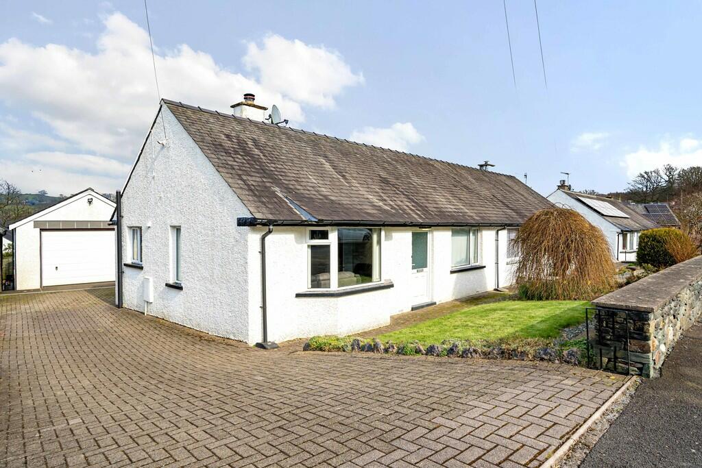 Main image of property: 41 Thornthwaite Road, Windermere, LA23 2DN