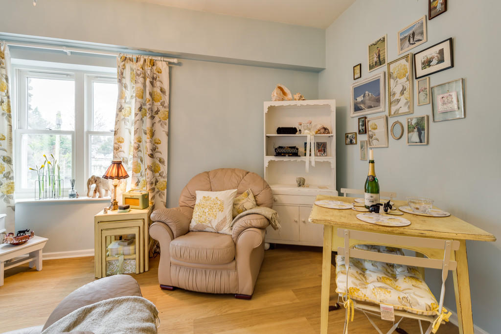 2 bedroom apartment for sale in 3 St Martins Court, St Martins Parade