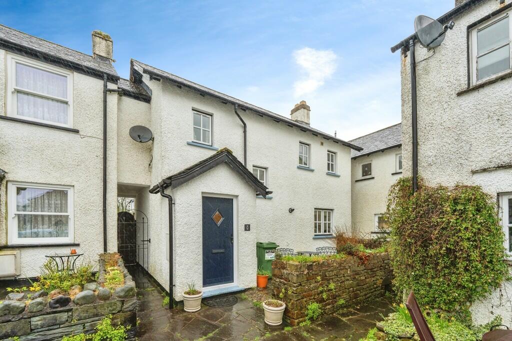 2 bedroom terraced house for sale in 11 Kings Yard, Hawkshead ...