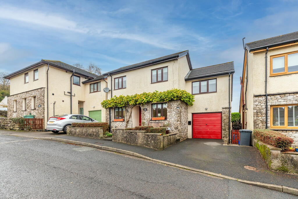 Main image of property: Ducks Landing, 2 Hollins Lane, Arnside, Cumbria, LA5 0EQ