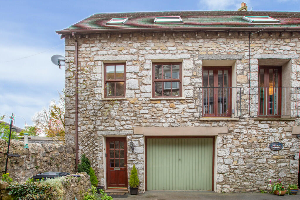 Main image of property: 9 The Promenade, Arnside, Carnforth