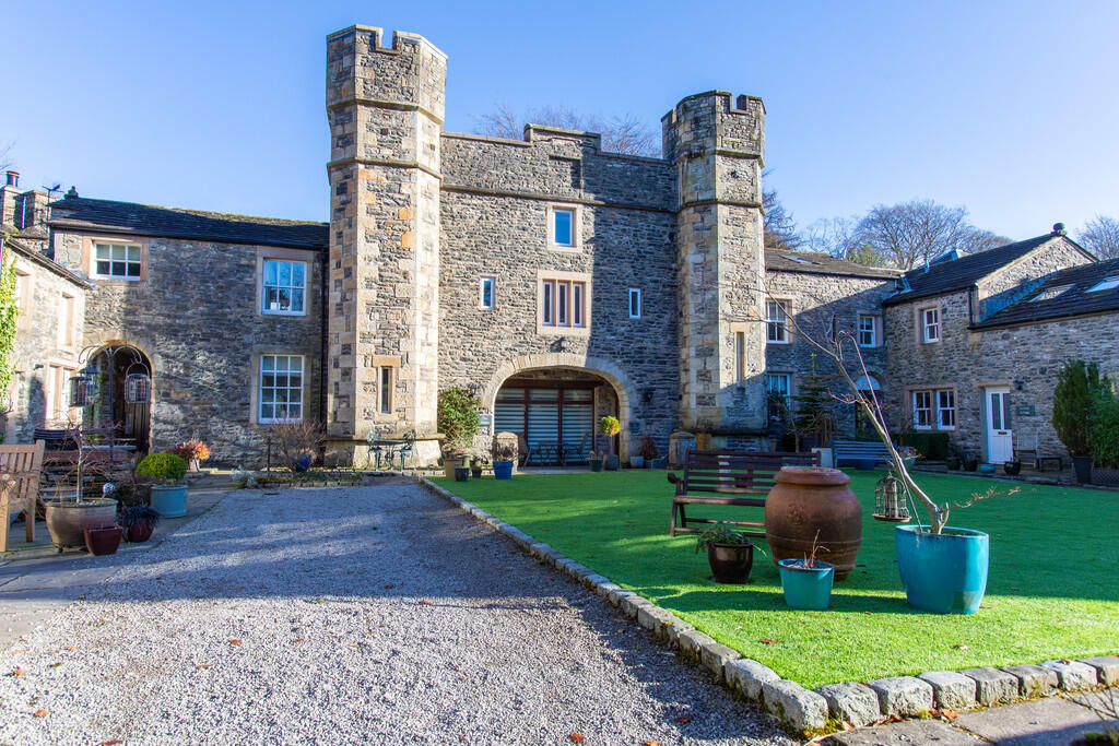Main image of property: The Stables, Ingmire Hall, Sedbergh, LA10 5HR 