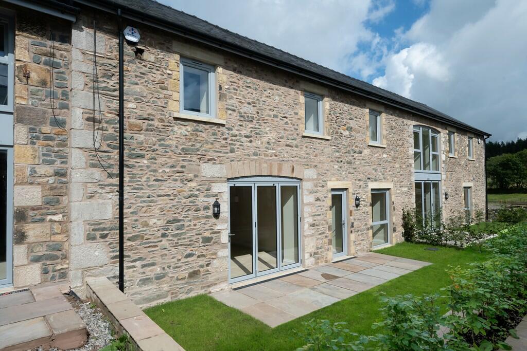 5 bedroom barn conversion for sale in Byre House, Gatebeck, LA8 0HZ , LA8
