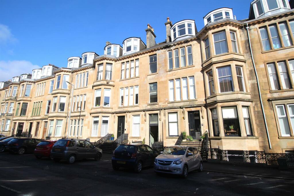 2 bedroom flat for sale in Brisbane Street, Greenock, PA16