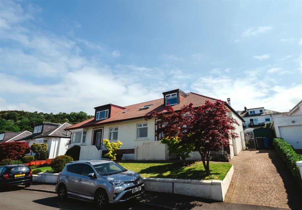 4 bedroom semidetached bungalow for sale in Duthie Road, Gourock, PA19