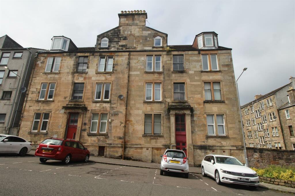 1 bedroom flat for sale in Kelly Street, Greenock, PA16