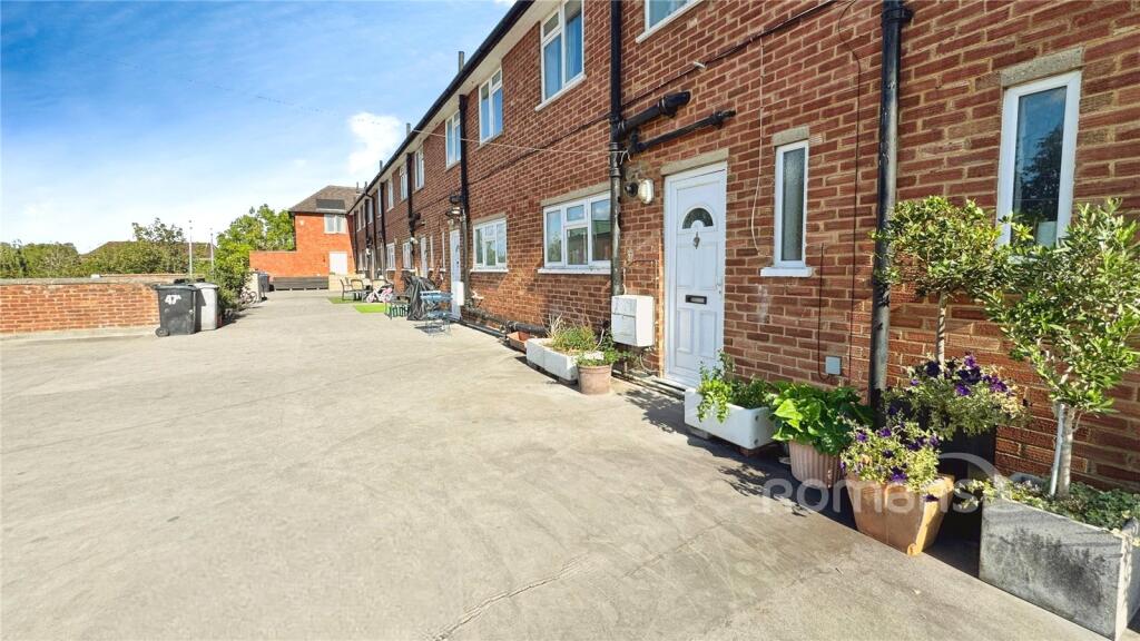 Main image of property: Packhorse Road, Gerrards Cross, Buckinghamshire