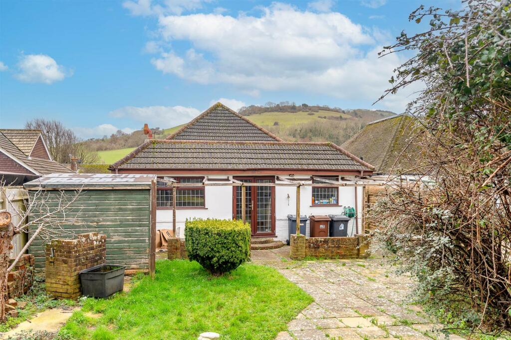 3 bedroom detached bungalow for sale in Gorringe Valley Road, Eastbourne, BN20