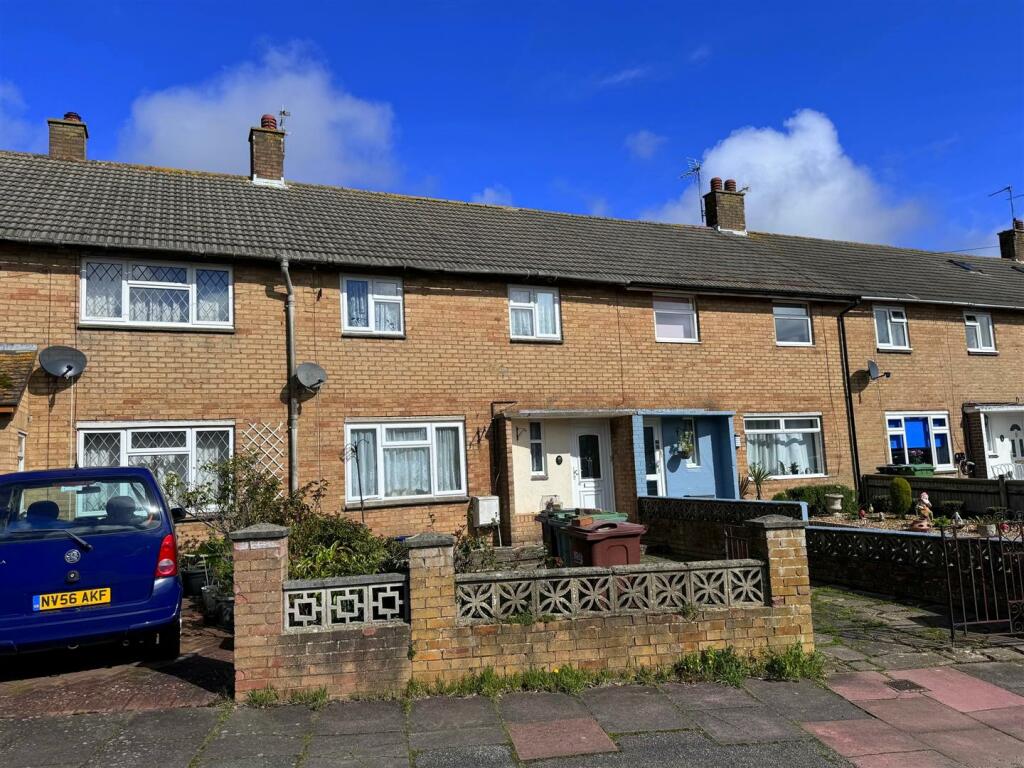 2 bedroom terraced house for sale in Maplehurst Road, Eastbourne, BN22