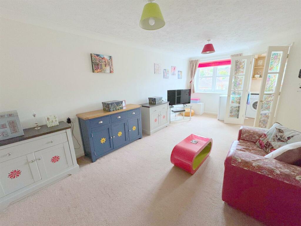 Additional property image - 10a Granville Road, Eastbourne