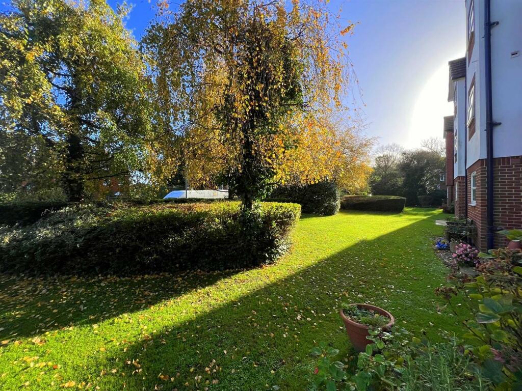 Additional property image - 10a Granville Road, Eastbourne