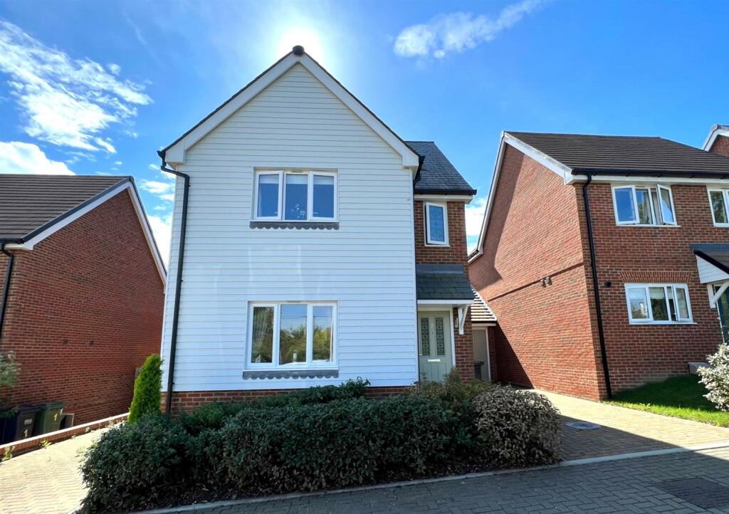 Additional property image - Bracken Grove, Pevensey