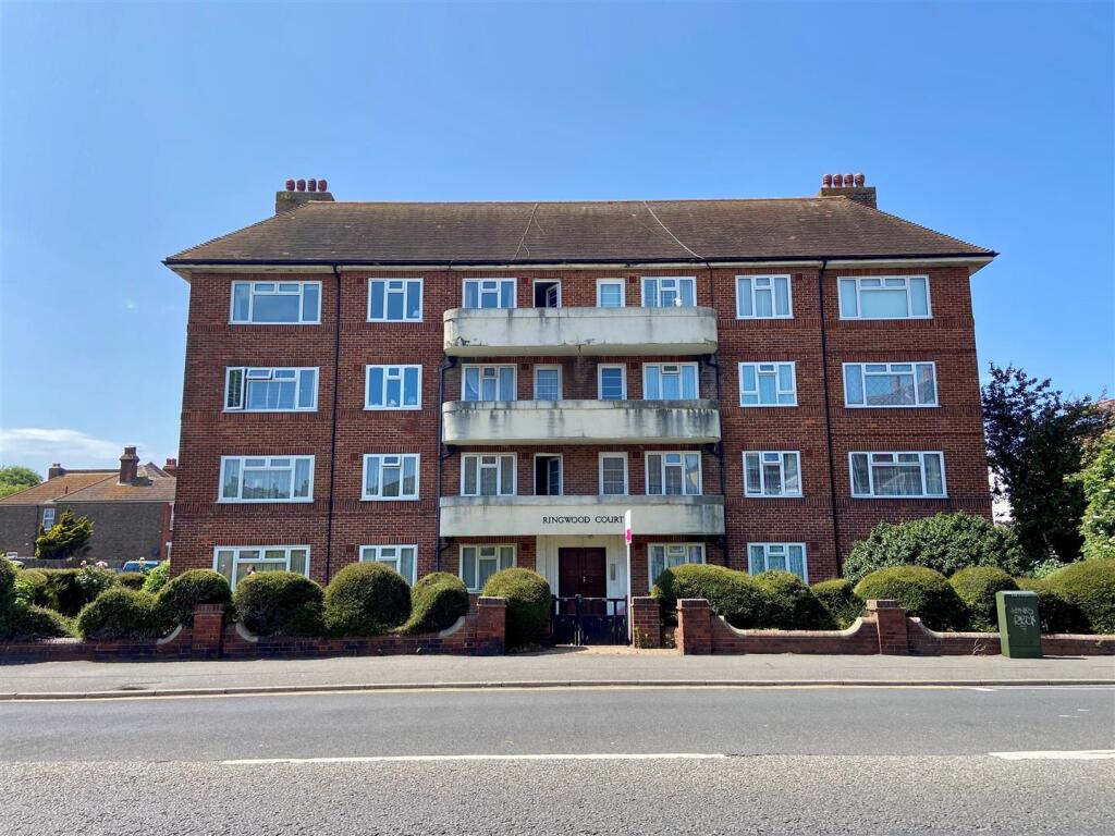 2 bedroom flat