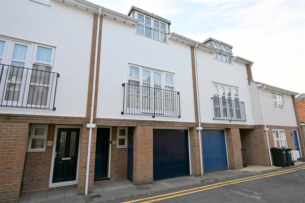 Main image of property: Lushington Lane, West of Town Centre, Eastbourne
