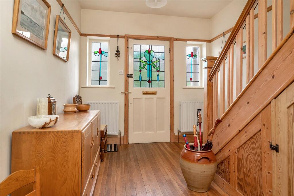 5 bedroom detached house for sale in Westfield Drive, Loughborough, Leicestershire, LE11