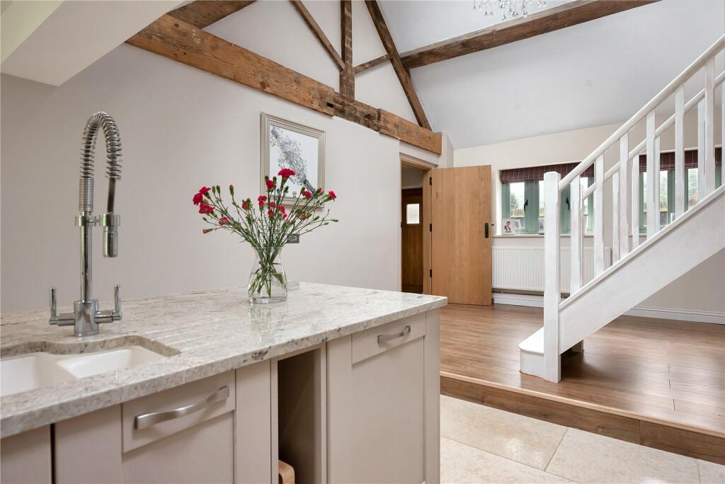 4 bedroom detached house for sale in Markfield Lane, Newtown Linford