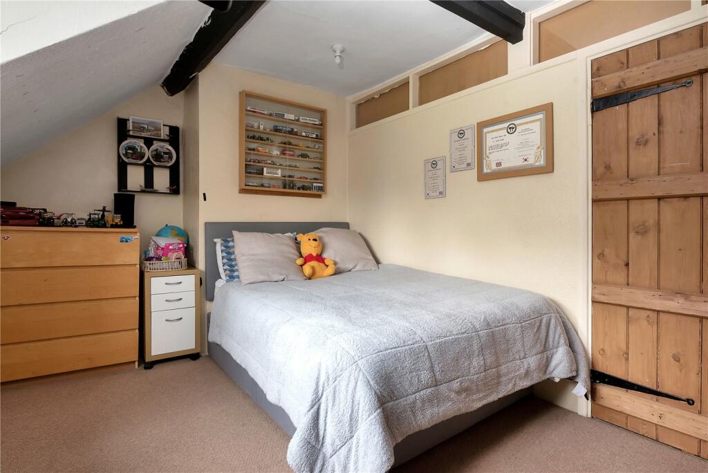 4 bedroom detached house for sale in Markfield Lane, Newtown Linford